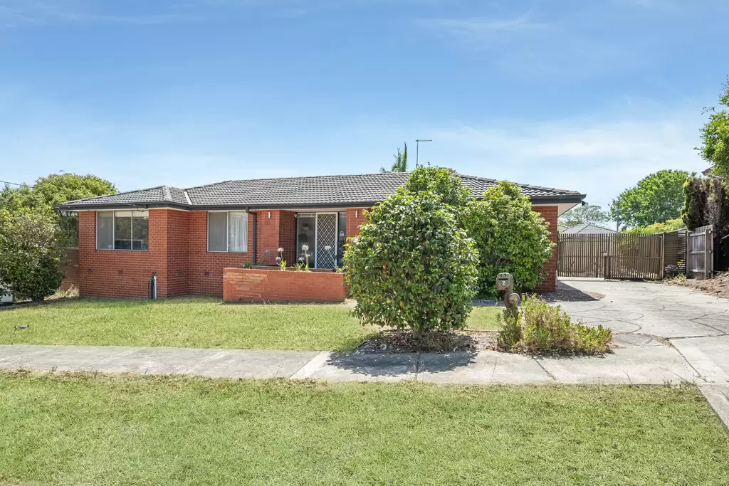 2 Derril Place, Frankston Leased by Abode Peninsula