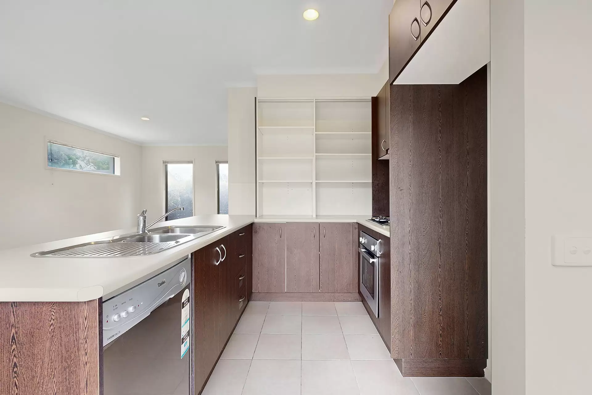 1/1A Leonard Street, Frankston Leased by Abode Peninsula - image 1