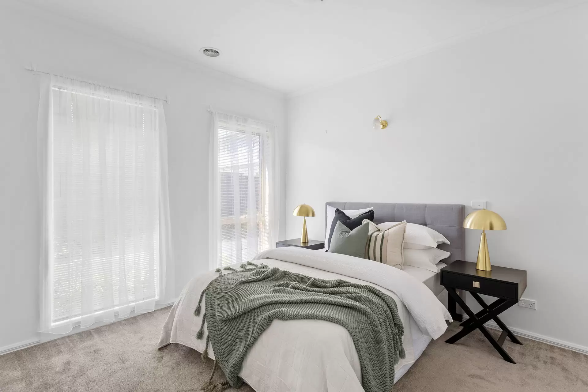 2/19 Venice Street, Mornington Sold by Abode Peninsula - image 1