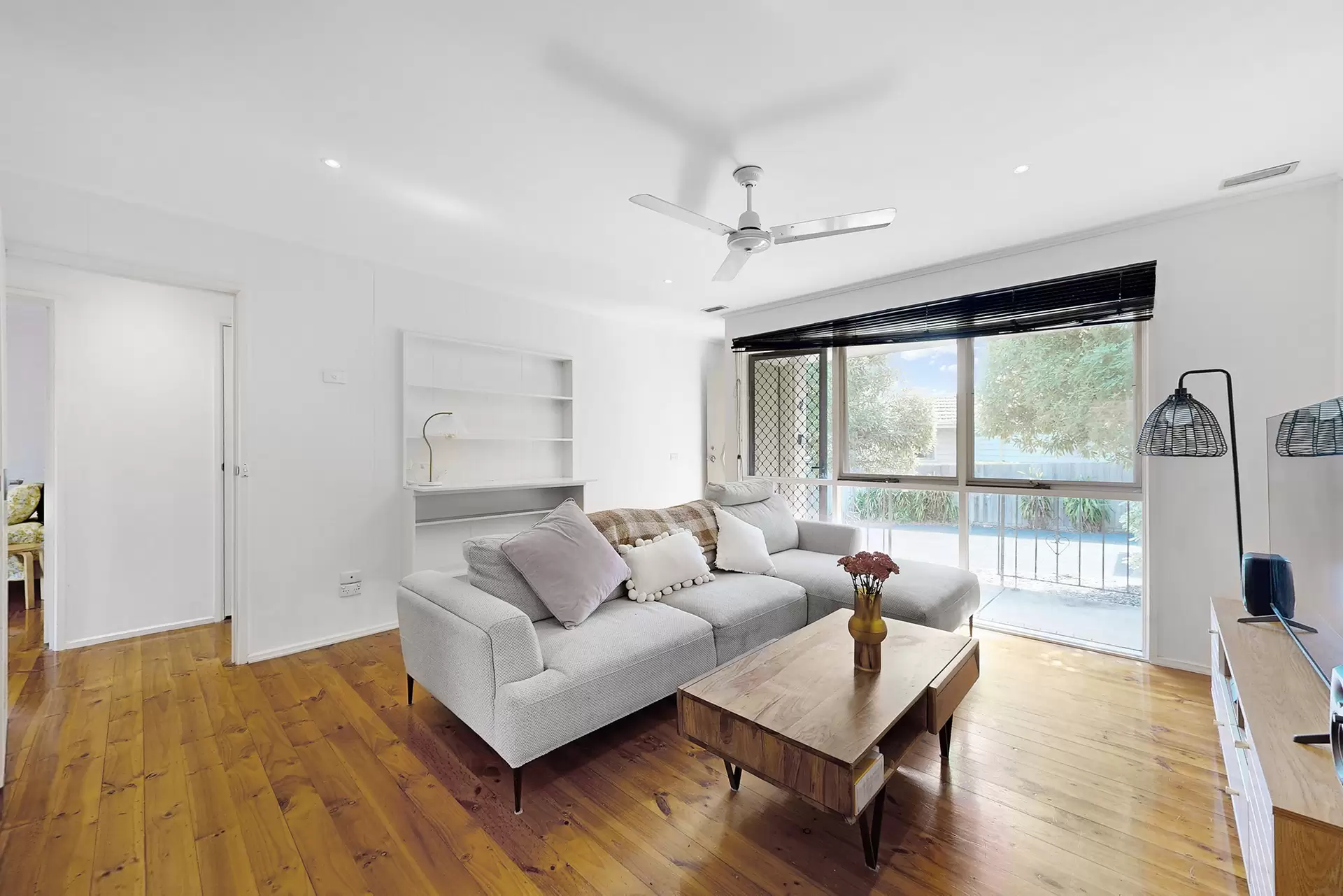 2/823 Nepean Highway, Mornington Leased by Abode Peninsula - image 1