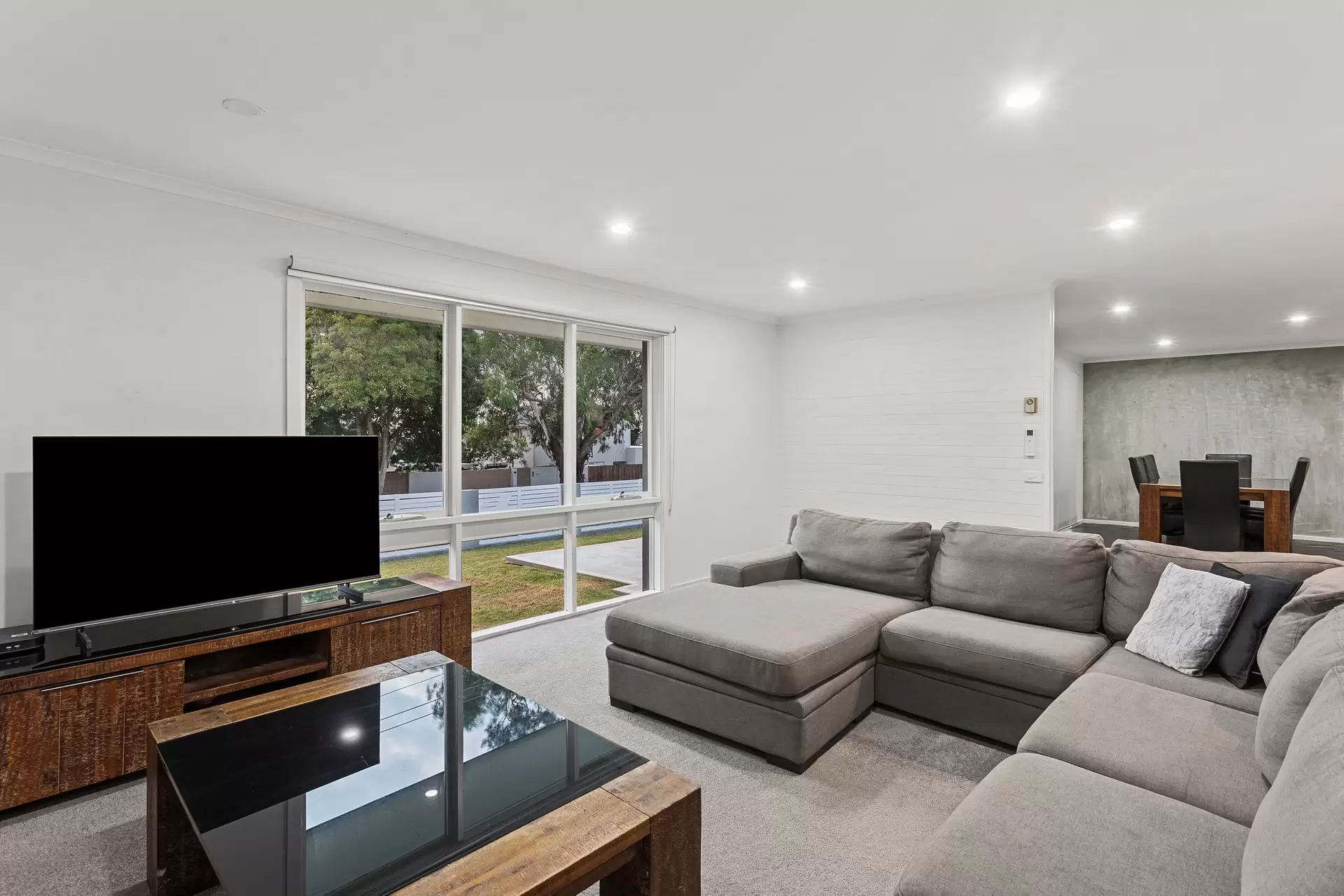 2 Somerset Drive, Mount Martha Leased by Abode Peninsula - image 1