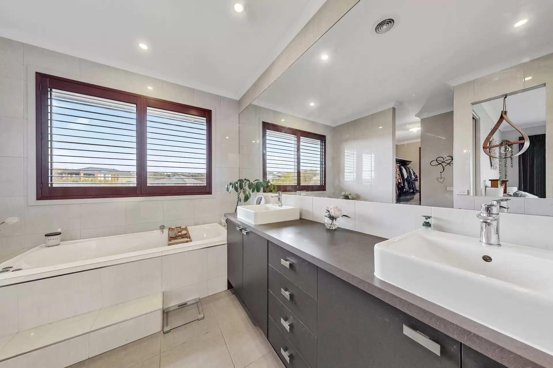 11 Vantage Point Drive, Mount Martha Leased by Abode Peninsula - image 1
