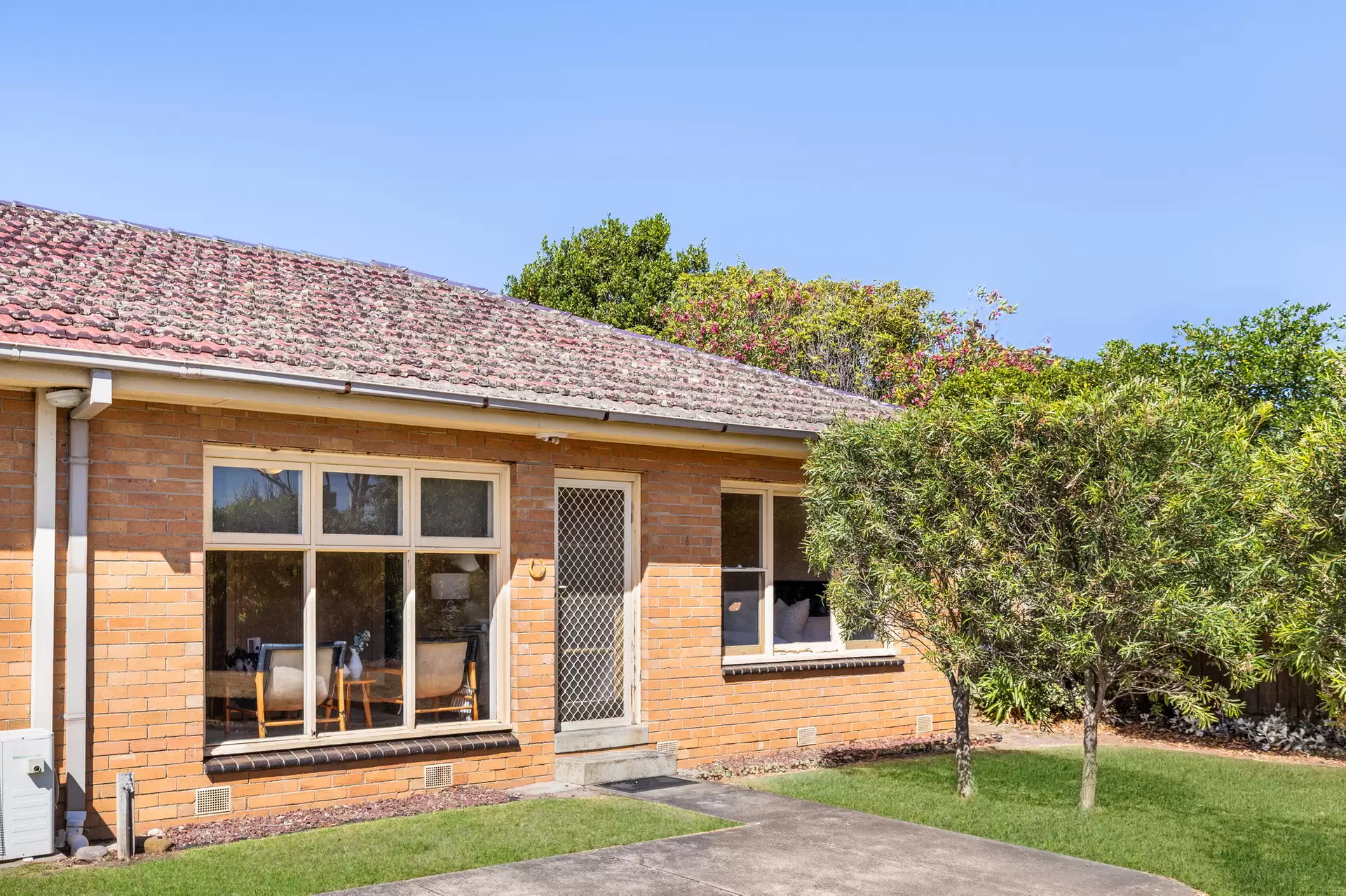6/5 Barkly Street, Mornington Sold by Abode Peninsula - image 1