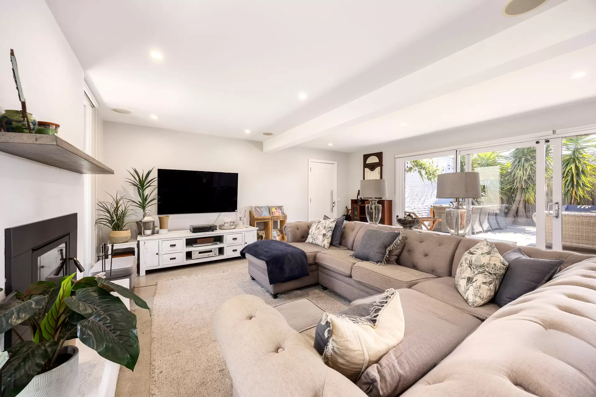 2/29 Shanns Avenue, Mount Martha Sold by Abode Peninsula - image 1