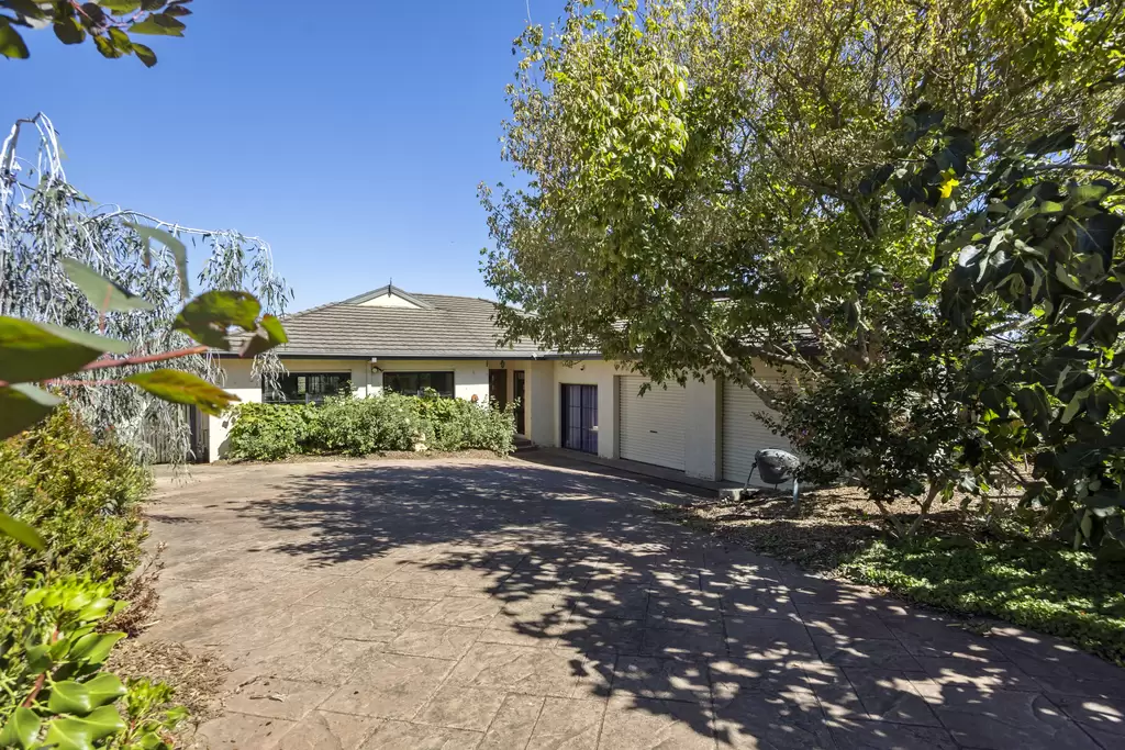 68 Wensleydale Drive, Mornington Leased by Abode Peninsula