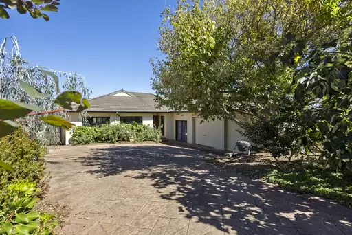 68 Wensleydale Drive, Mornington Leased by Abode Peninsula