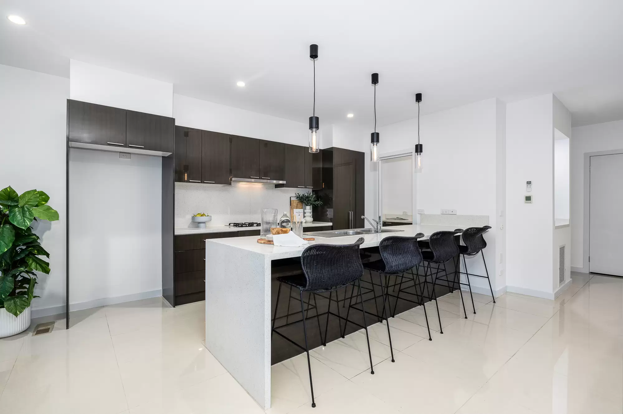 8 Spinnaker Terrace, Safety Beach Sold by Abode Peninsula - image 2