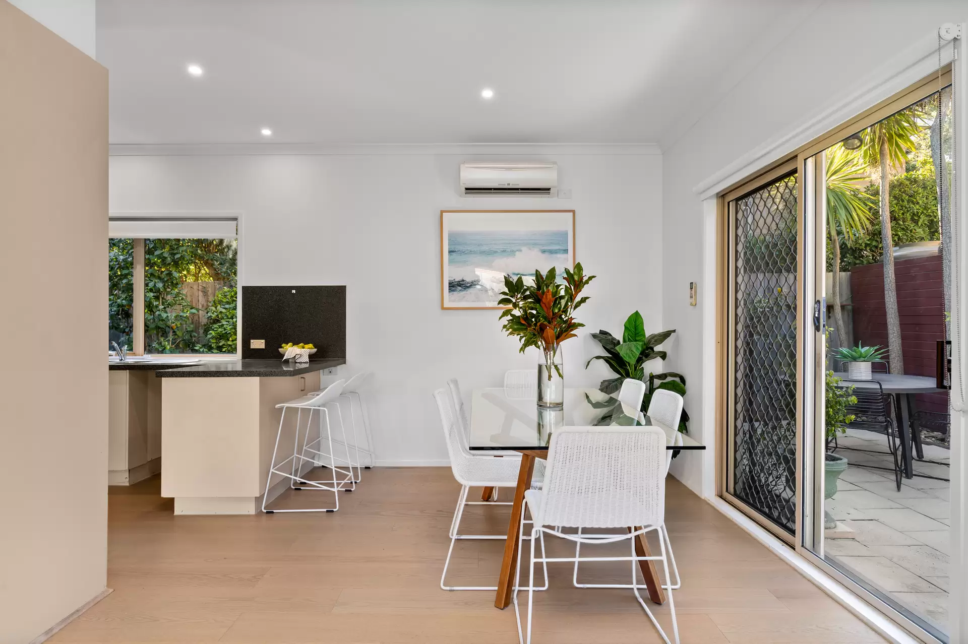 2/61 Strachans Road, Mornington Sold by Abode Peninsula - image 1