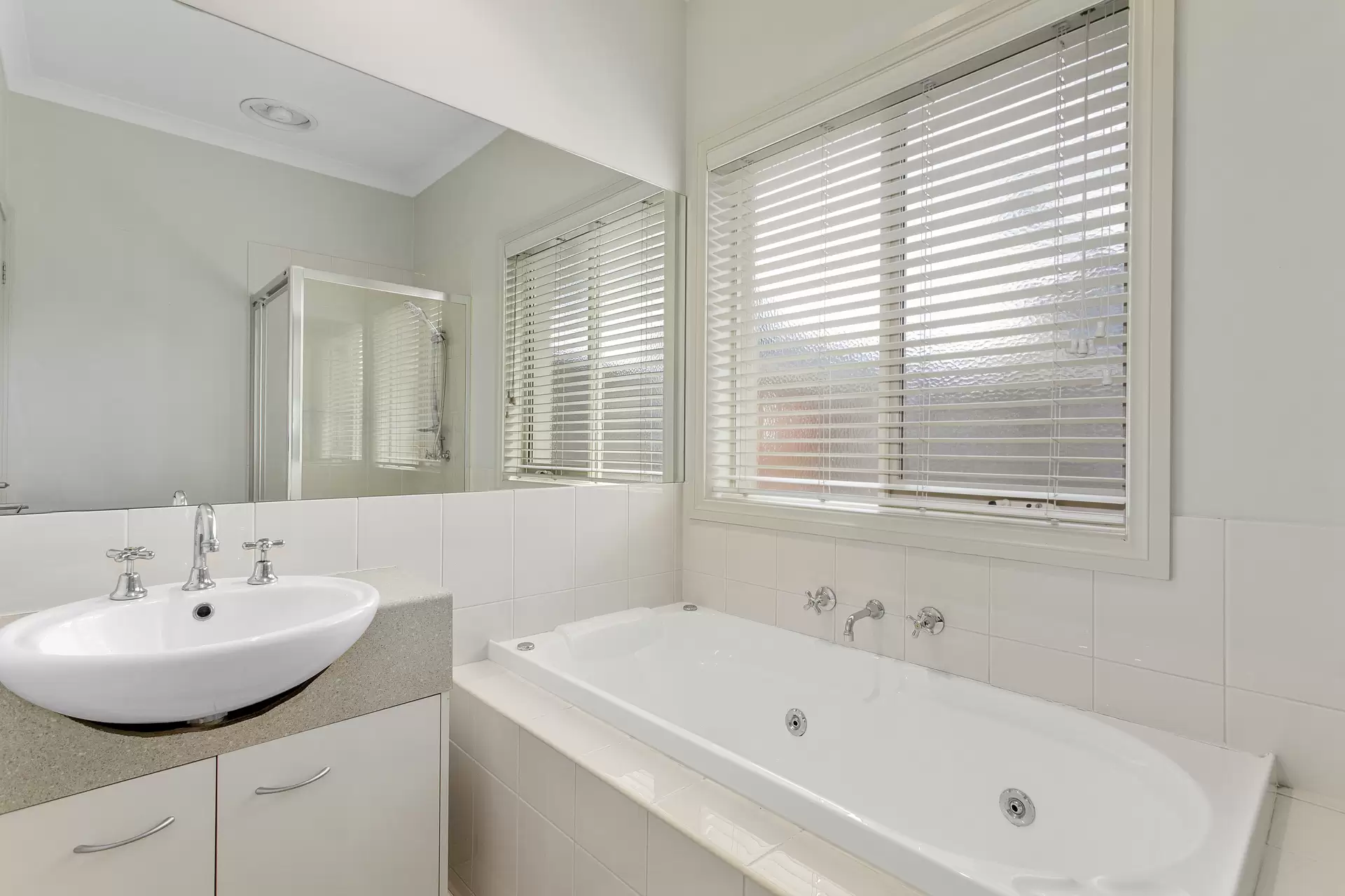 3/23 Baden Powell Place, Mount Eliza Sold by Abode Peninsula - image 1